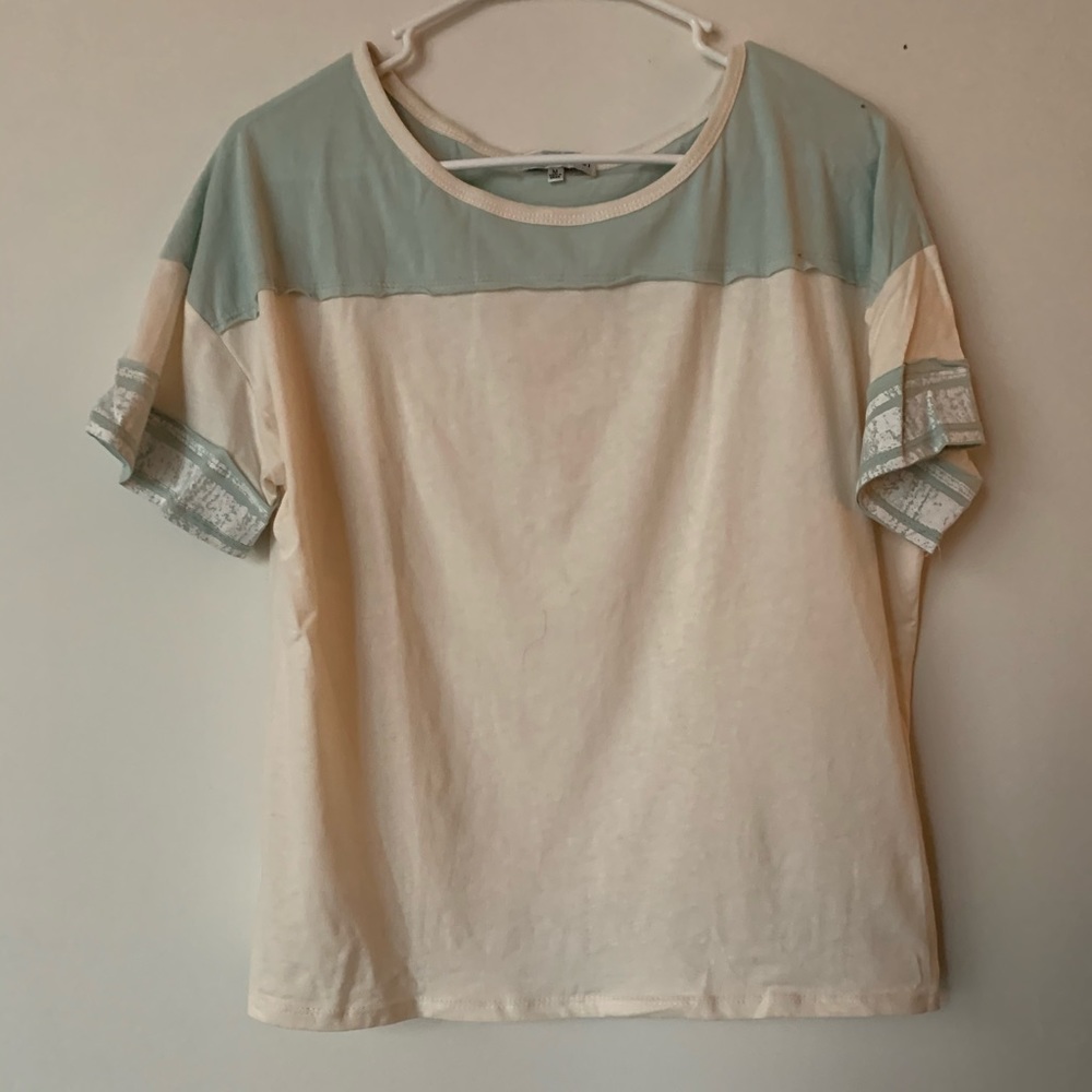 Buckle top
